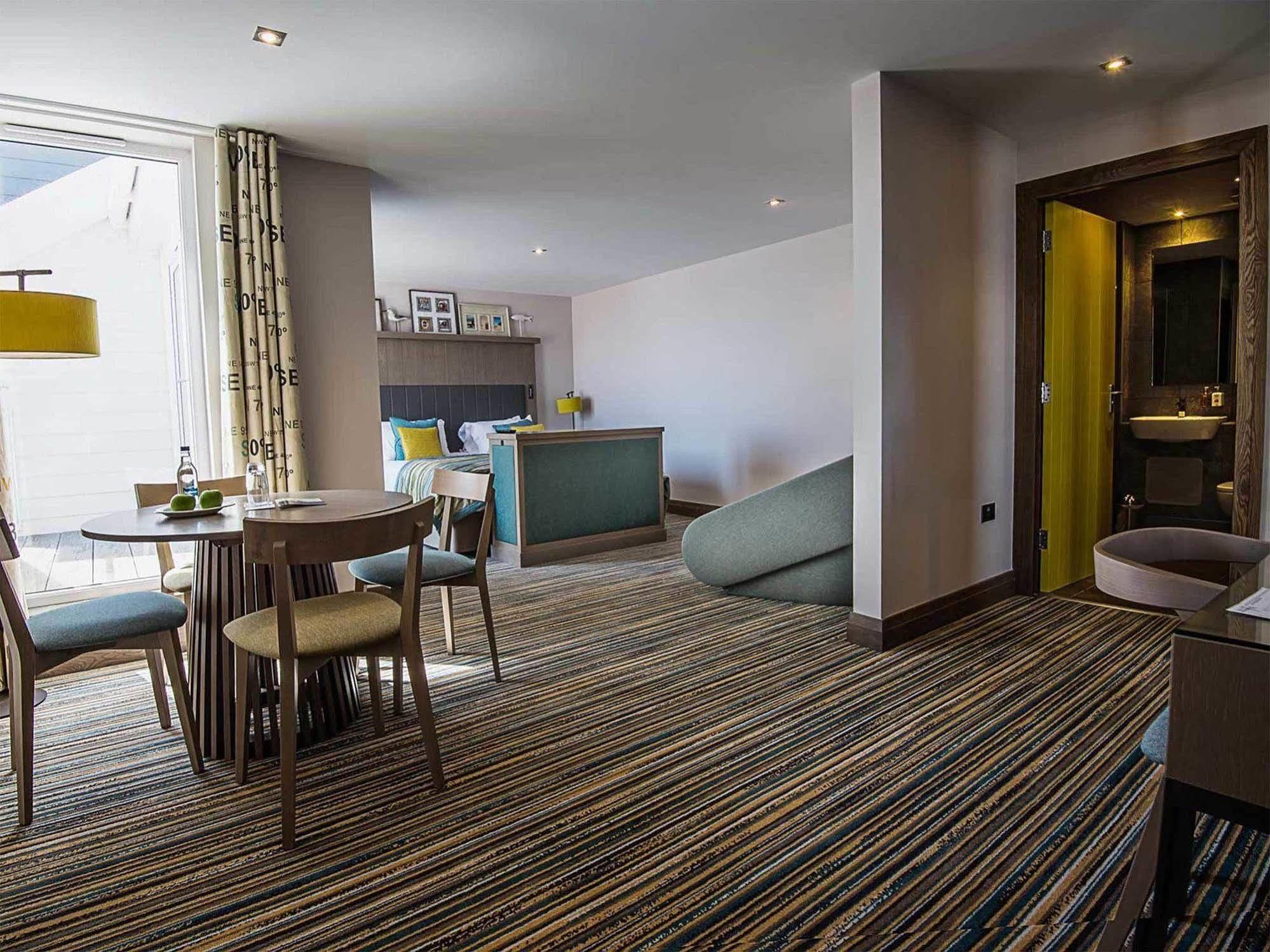 The Waterside Hotel Seamill Exterior photo